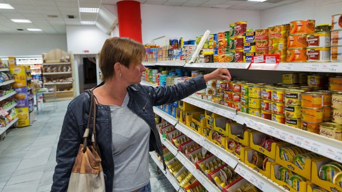 Hatalmas a bajban a szlovákok: a dolgozók többsége alig jön ki a fizetéséből