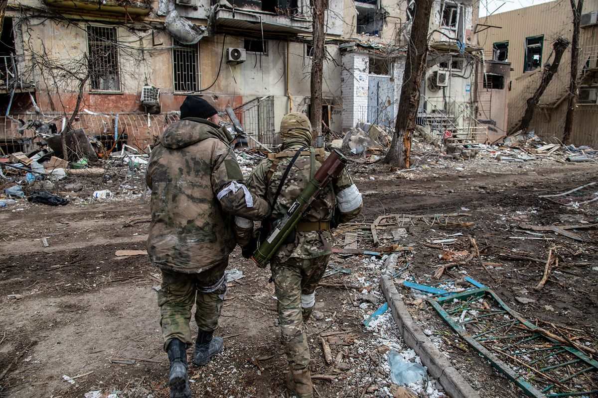 War crisis continues in Mariupol, Ukraine - 18 Apr 2022