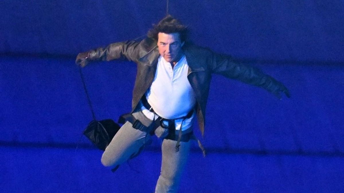 Párizs 2024: Tom Cruise kaszkadőrmutatvánnya koronázta meg az olimpia záróünnepségét