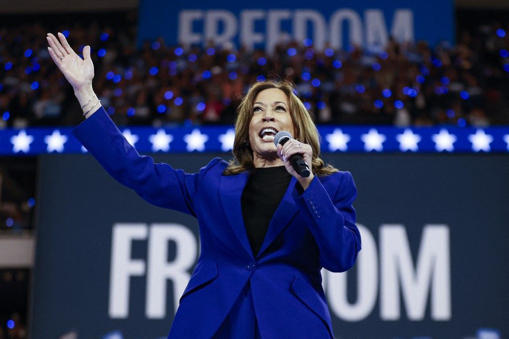 VP Kamala Harris campaigns on second day of the DNC