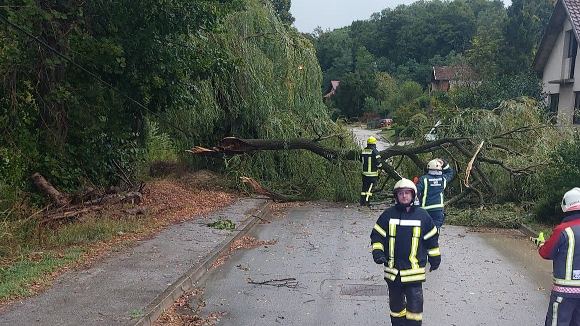 split vihar horvátország, Hatalmas viharok pusztítanak a legnépszerűbb horvát nyaraló övezetekben