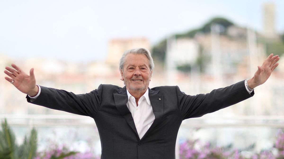 Alain Delon vagyonát 200 millió euróra becsülik – mit kezdenek vele az örökösök?