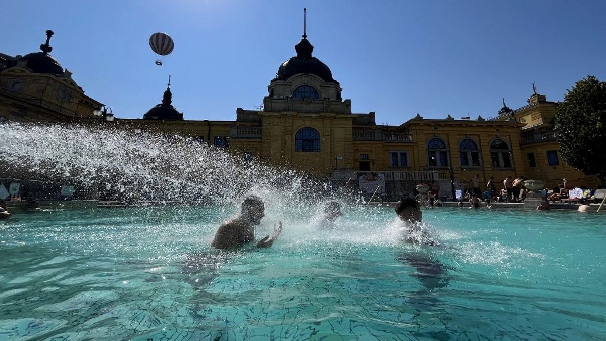 Fürdők Budapesten: így drágulnak a belépők jövőre – de másról fog szólni a 2025-ös év 