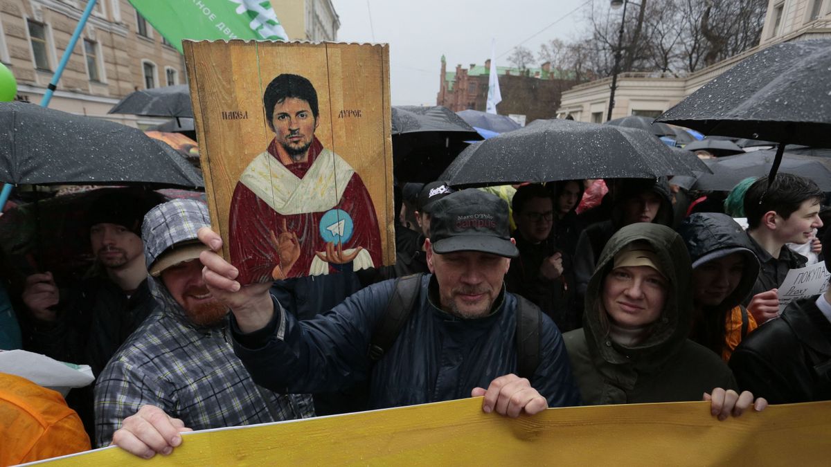 May Day Commemoration in St Petersburg telegram Pavel Durov