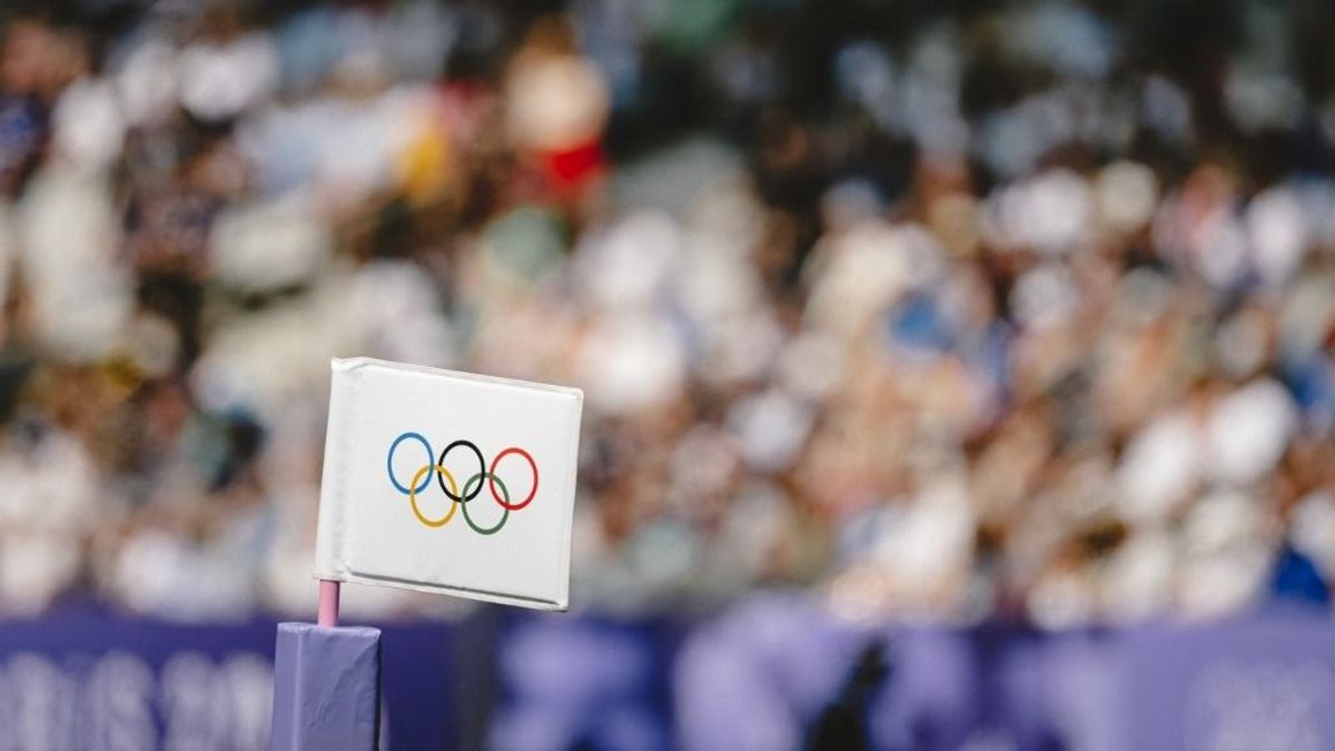 Párizsi olimpia: Milák Kristóf és Csipes Tamara viszi a magyar zászlót a záróünnepségen