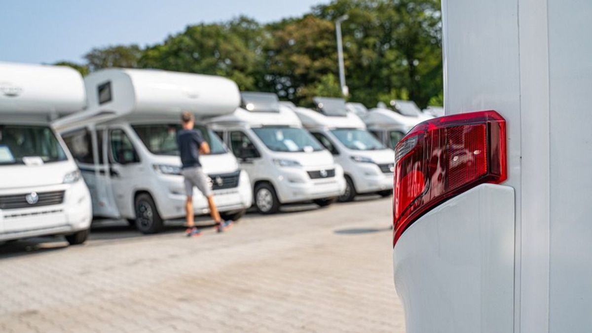 Rákaptak a magyarok a lakóautókra