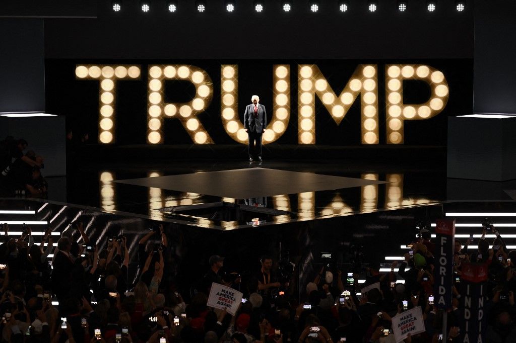 Day 4 - Republican Party presidential nominating convention
Összességében Donald Trump és más republikánus politikusok jelentősen több pénzzel rendelkeztek a demokraták jelöltjéhez képest júliusban.