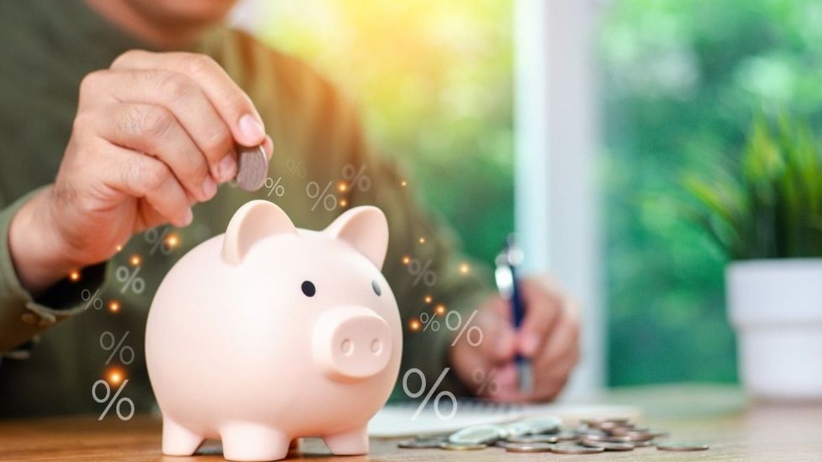 Milliószám talicskázzák a magyarok a pénzt ebbe a megtakarításba