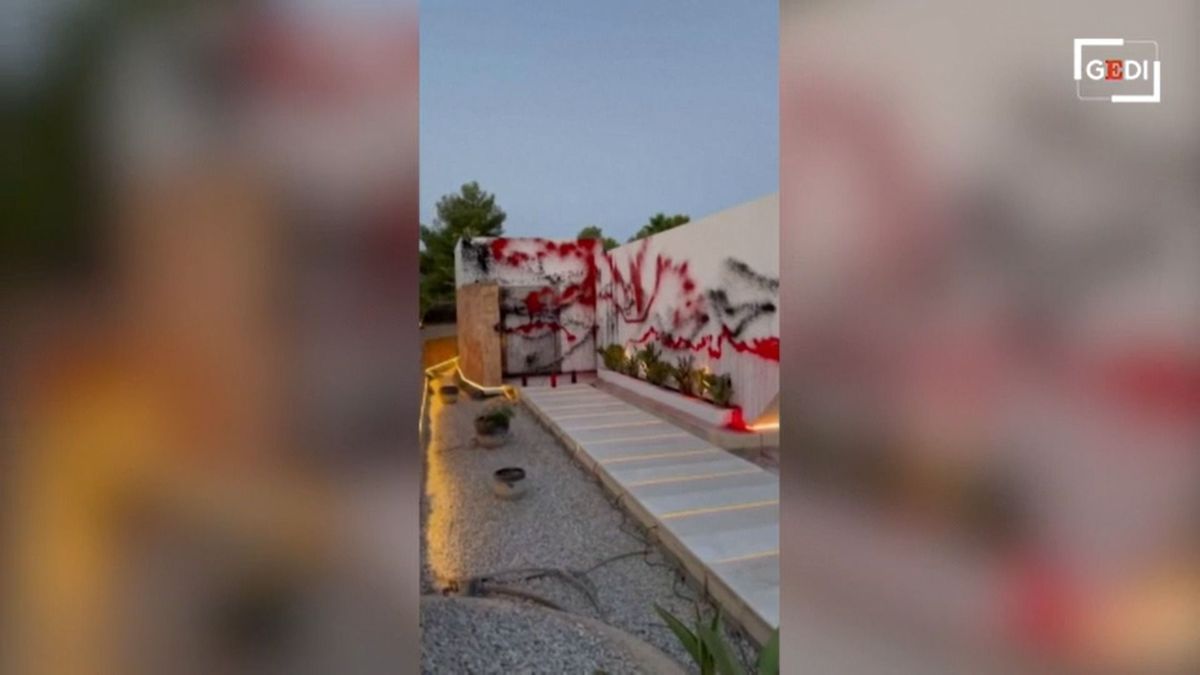 Ökoaktivisták támadták meg Lionel Messi ibizai villáját