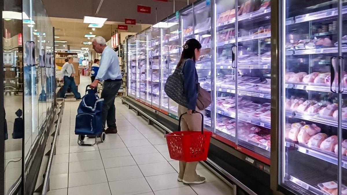 Lekörözik a magyar vásárlók európai társaikat - a valutaunióban stagnált a kiskereskedelem
