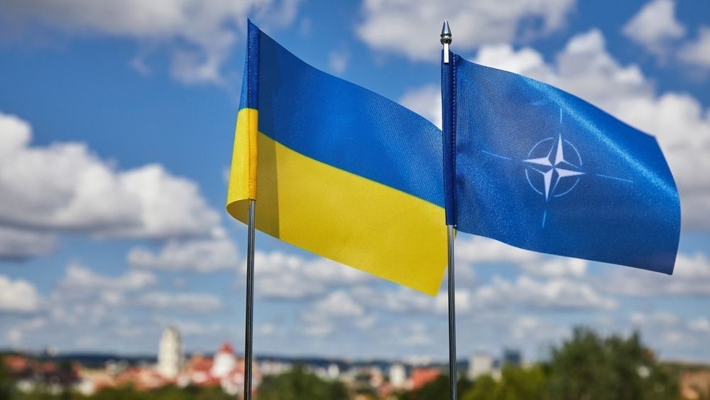 Flags,Of,Nato,And,Of,Ukraine,During,Nato,Summit,2023
Ukrajna, NATO, ukrán