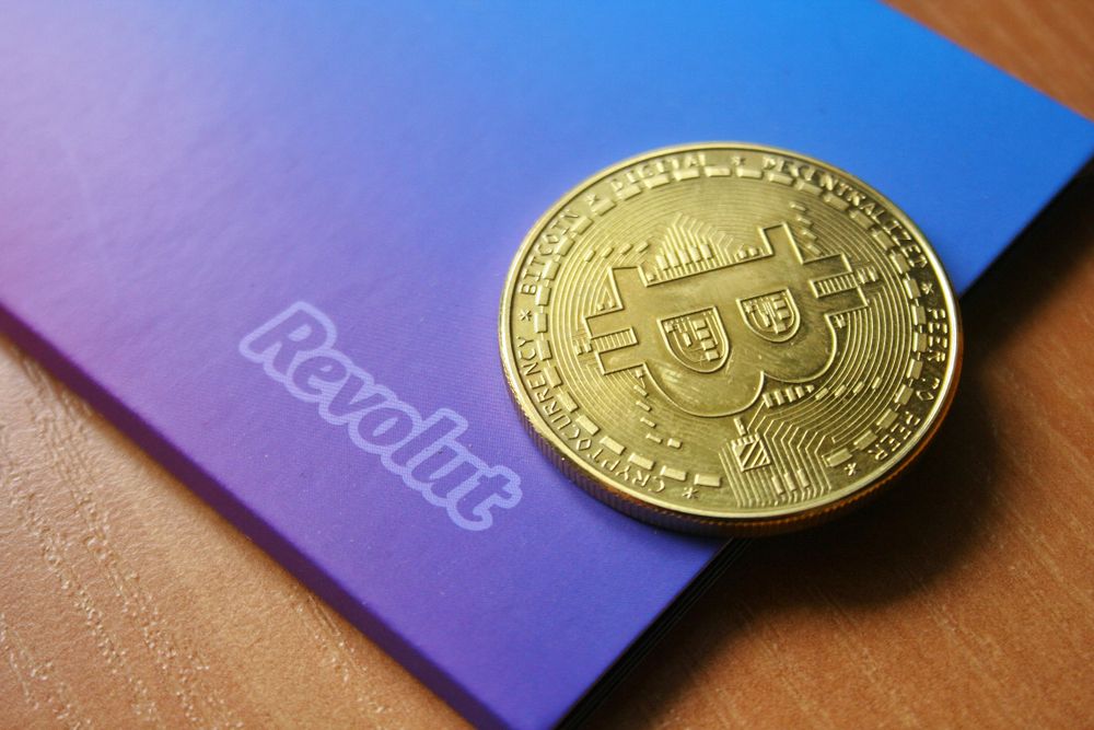 Bitcoin,Coin,And,Revolut,Logo,For,Post,,News,And,Other