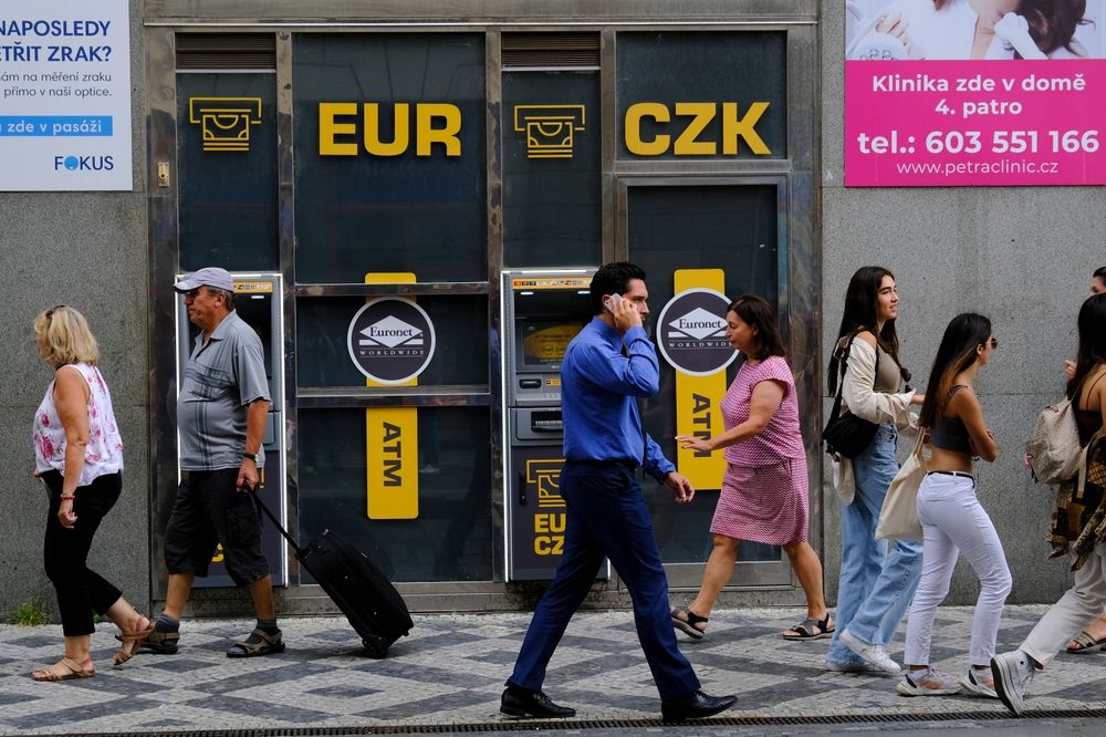 A forint árfolyama nem gyengült a cseh kamatcsökkentés hatására Exterior,View,Of,Exchange,Office,In,Prague,,Czech,Republic,On