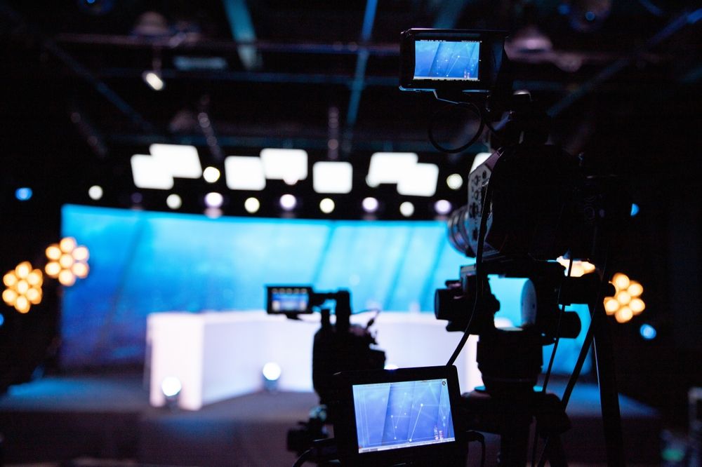 Tv,Studio,Set,With,Led,Screen,Camera,And,Light