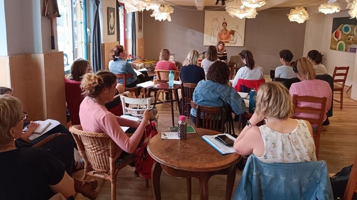 Bezár Budapest első bababarát kávézója