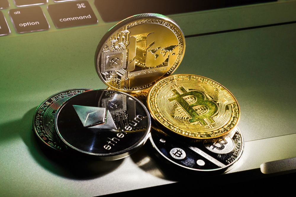 Silver,Coins,Of,A,Digital,Crypto,Currencies,Litecoin,And,Bitcoin, kripto, kriptopiac, 