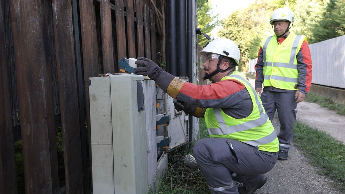 Árvízben megázott elektromos berendezések - teendők három pontban