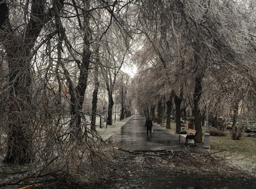 ROMANIA-WEATHER-FREEZING RAIN-FEATURE
vihar románia
bukarest