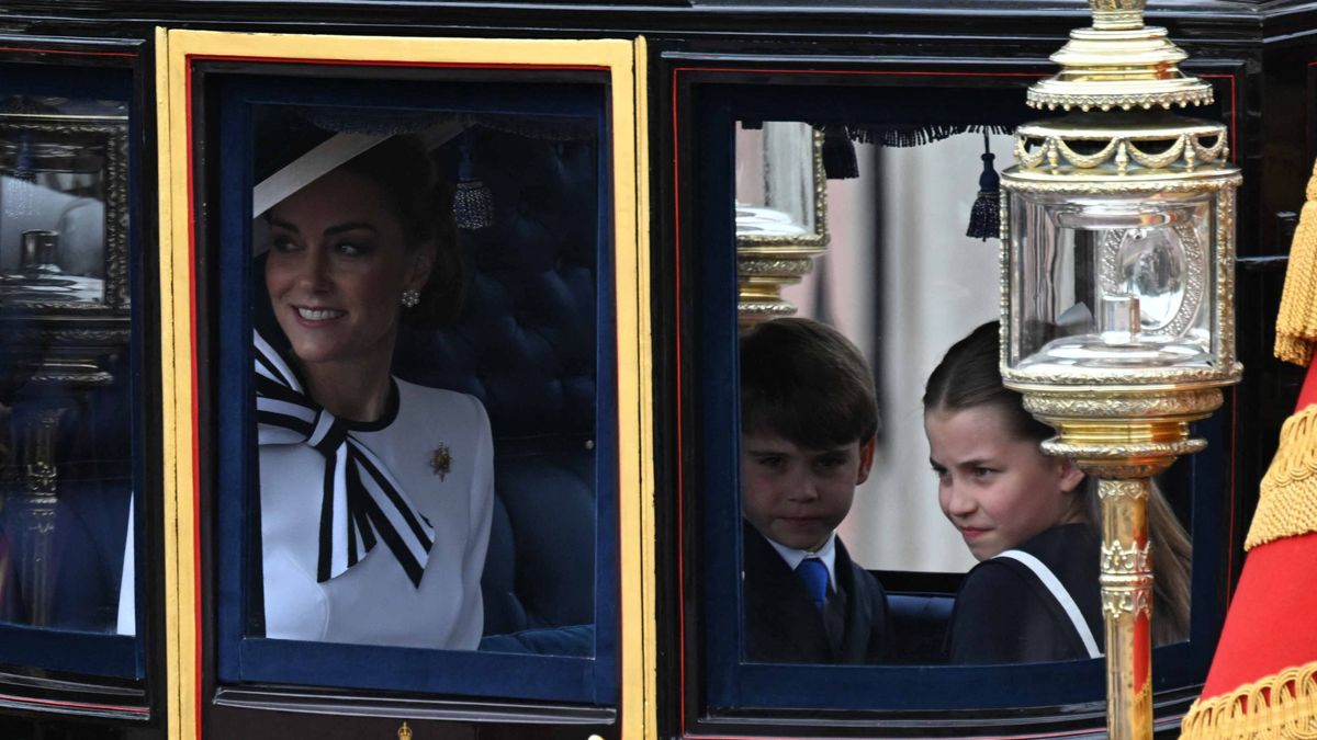 Princess of Wales Kate Middleton appears in public for the first time in months Katalin walesi hercegnő