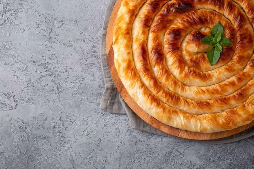 Turkish,Tepsi,Boregi,,Round,Borek,,Tray,Pastry,(turkish,Name;,Rulo