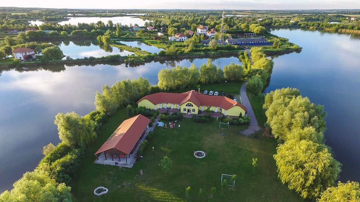 Mentőövet dobnak a halgazdálkodóknak – Hárommilliárd forintra lehet pályázni