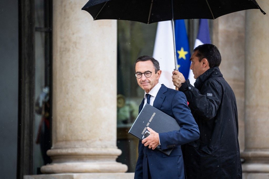 Bruno Retailleau, french minister of the interior, on the arrival of the new ministers at the first cabinet meeting following the ministerial reshuffle, under the rain, in the main courtyard of the Elysee presidential palace, in Paris, FRANCE, 23 September 2024.
Bruno Retailleau, ministre de l interieur, lors de l arrivee des nouveaux ministres au premier conseil des ministres, suite au remaniement ministeriel, sous la pluie, dans la cour d honneur du palais presidentiel de l Elysee, a Paris, FRANCE, le 23 septembre 2024. (Photo by Xose Bouzas / Hans Lucas / Hans Lucas via AFP)