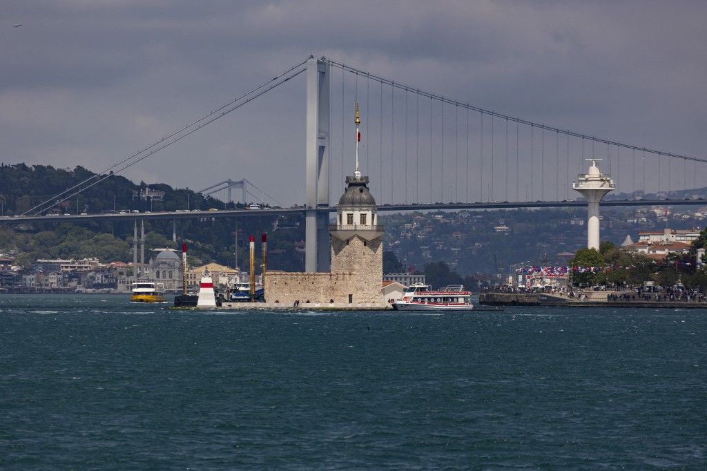 The Maiden's Tower In Istanbul Törökország