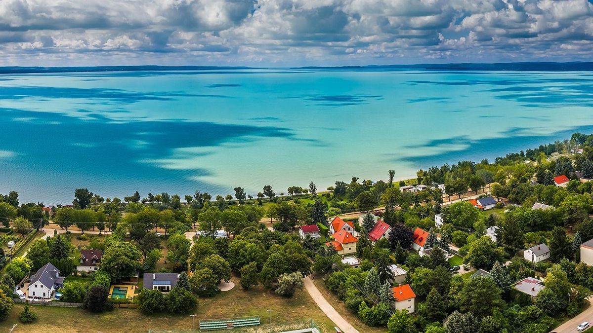 Nem ürül ki a Balaton: erős szeptemberre számítanak a szolgáltatók 