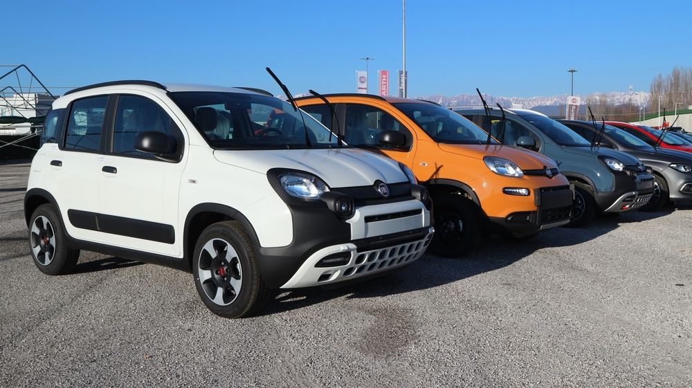 Tavagnacco,,Italy.,December,20,,2021.,New,Models,Of,Fiat,Panda