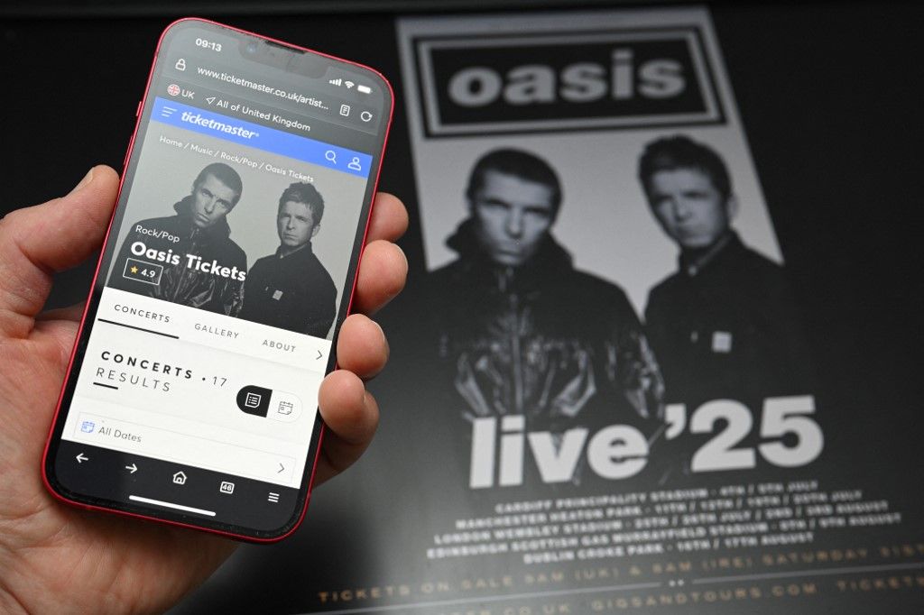 A Ticketmaster felületén egyik pillanatról a másikra háromszorosára drágultak a jegyek az Oasis visszatérő turnéjára