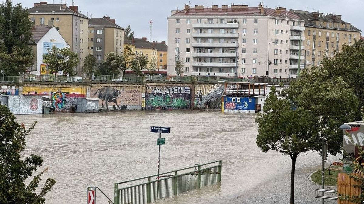 Árvíz: lázasan készülődnek a dunai fővárosok, Csehországban evakuálnak