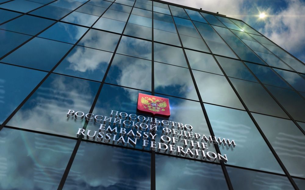 Poznan,,Poland,,June,27,,2024:,Embassy,Of,The,Russian,Federation
orosz nagykövetség, Poznan, Lengyelország