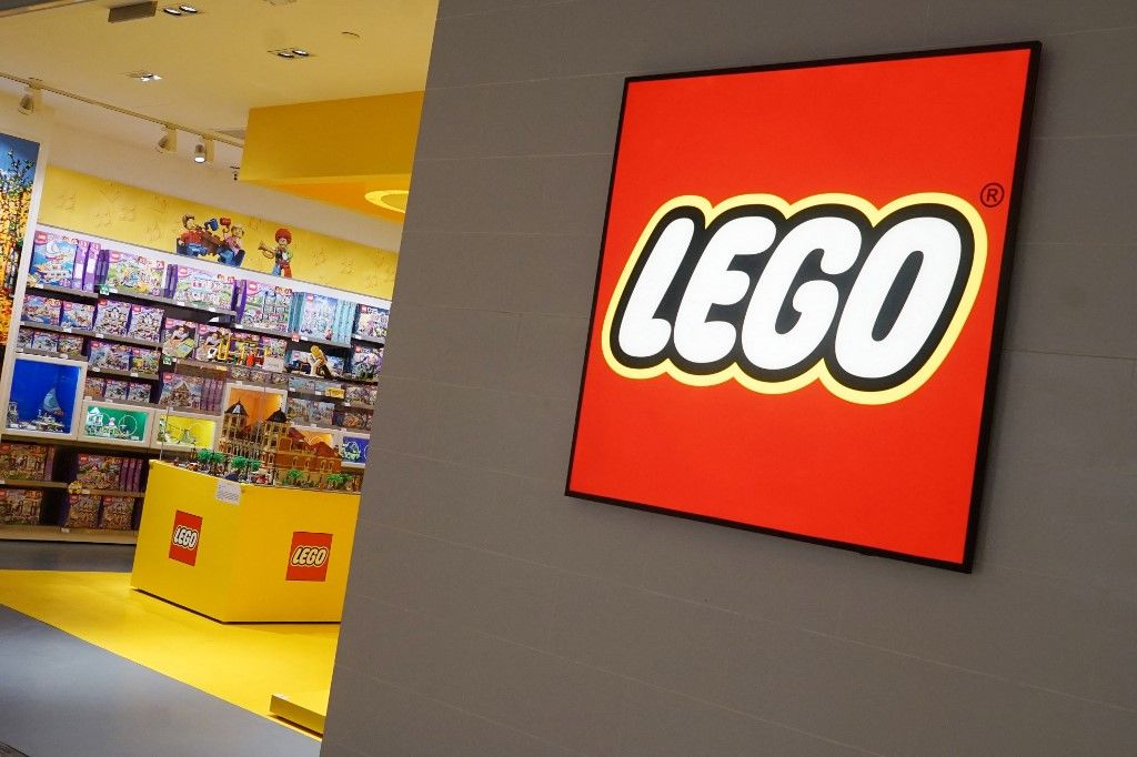 Lego wins its first copyright court case in China against Bela
lego
cég
