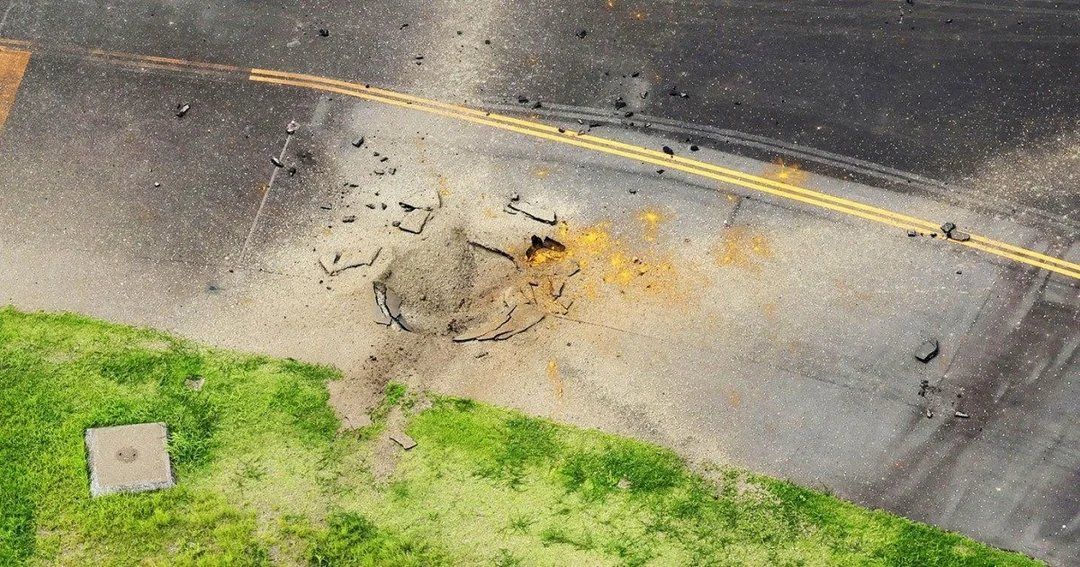 Második világháborús bomba robbant fel egy japán repülőtéren