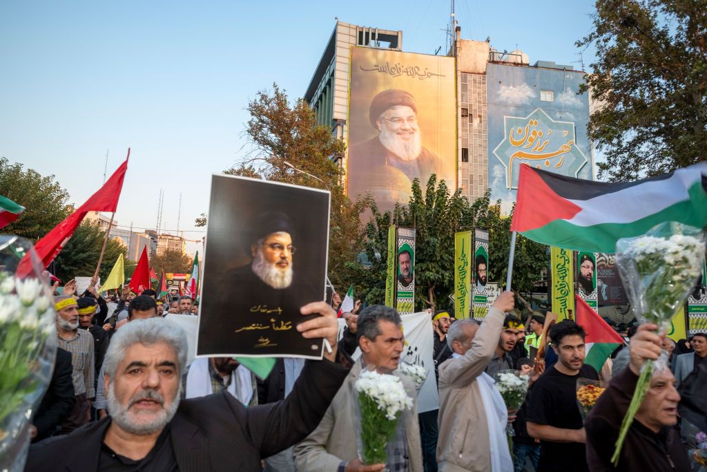 Iran-Protest Against Killing Hassan Nasrallah In Tehran, irán