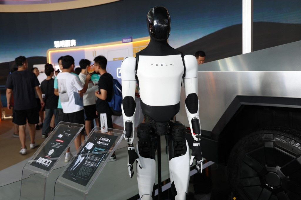 Tesla's latest humanoid robot Optimus makes debut in Shanghai