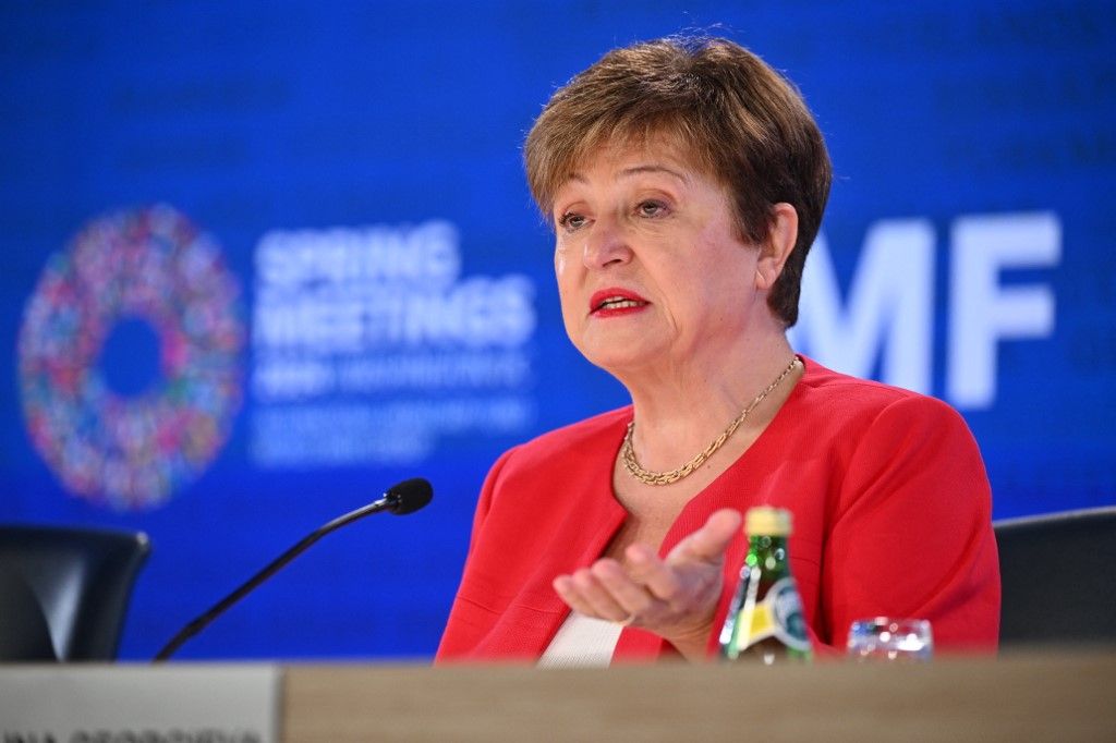 International Monetary Fund (IMF) Managing Director Kristalina Georgieva speaks during a briefing on the Global Policy Agenda at IMF headquarters during the IMF/World Bank Spring Meetings in Washington, DC on April 18, 2024. (Photo by Mandel NGAN / AFP), államadósság