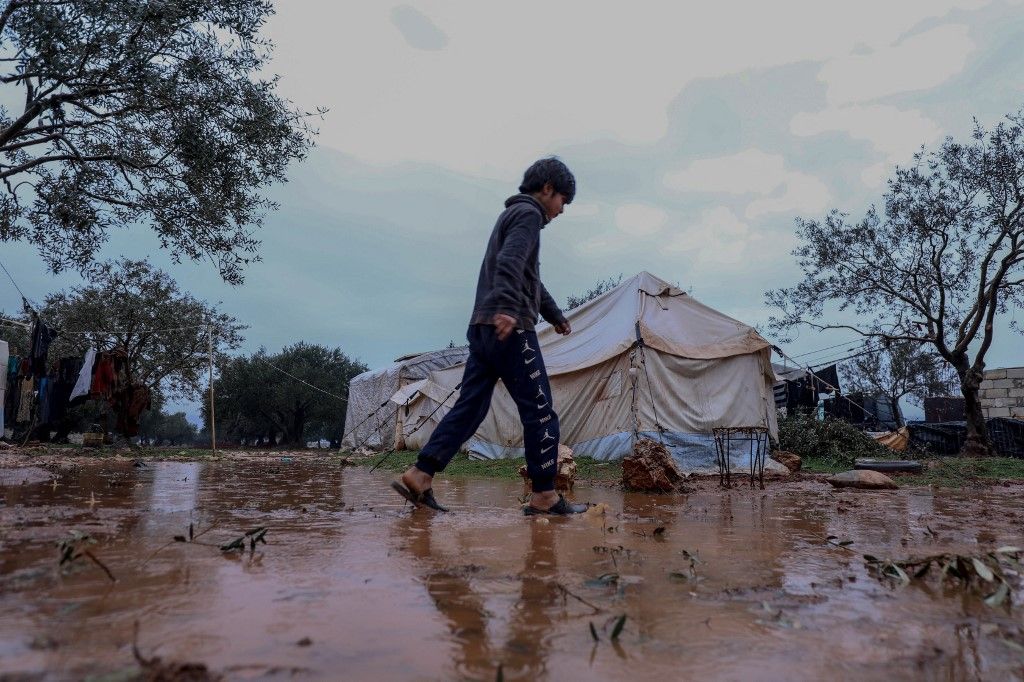 Heavy rain hits camps in Idlib