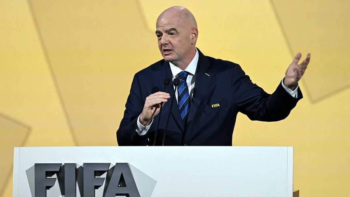 Történelmi lépés: változtatna a FIFA az átigazolási szabályokon