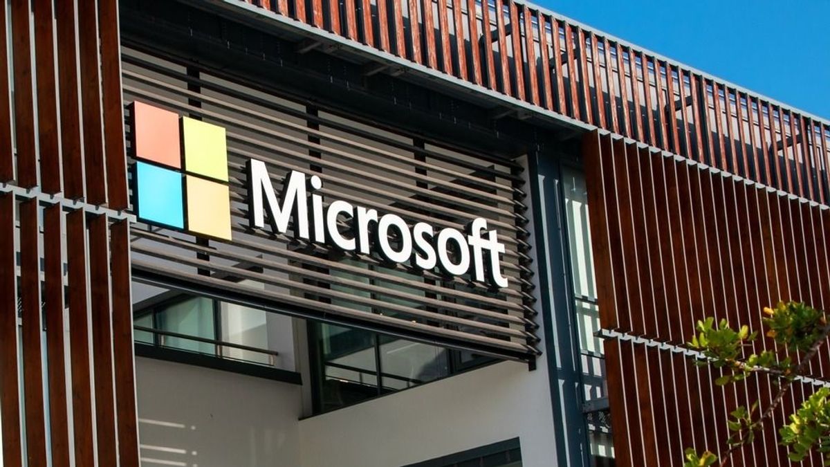 Hatalmas pénzt fizethet a Microsoft több ezer brit vállalkozásnak 