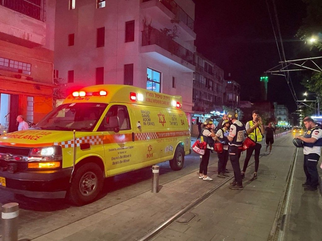 Armed attack in Jaffa
terroristák