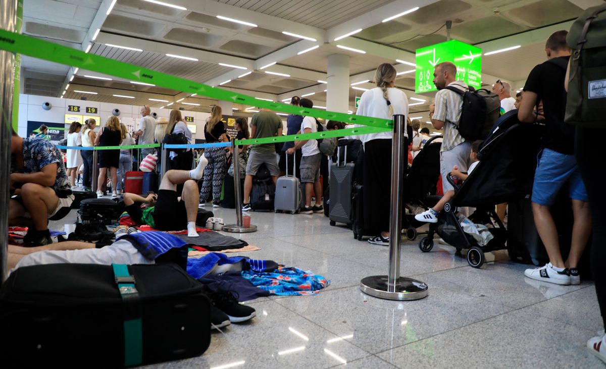 Storms caused more than 40 flight cancellations on Mallorca, határellenőrzés, határvédelem