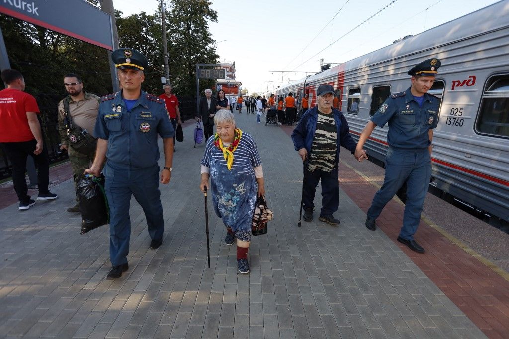 Evacuation of residents from border settlements in Kursk continues