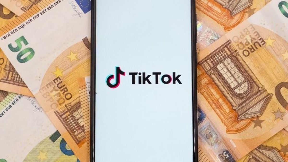 Lelepleződött a féltve őrzött titok: kiderült, mennyi pénzt keresnek a magyarok a TikTokon – nem hiszi el