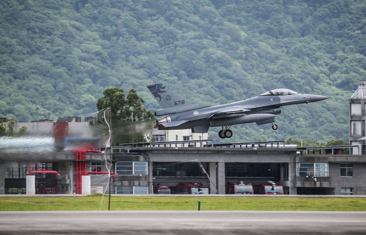 Taiwan President Lai Cheng-te during the Annual Han Kuang Military Exercise