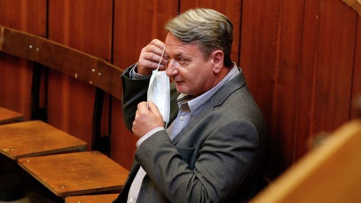 Előkerült a kémügyről elhíresült Kovács Béla, Oroszországból üzent a bevándorlóknak
