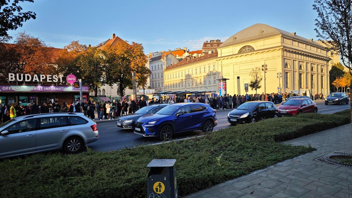 Nem jár az M3 a déli szakaszon, pótlóbuszok közlekednek helyette 