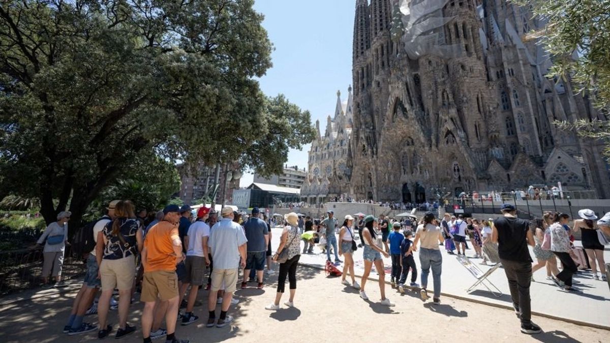 Csúcsokat döntöget a spanyol turizmus, idén már több mint 64 millióan látogattak el az ibériai országba