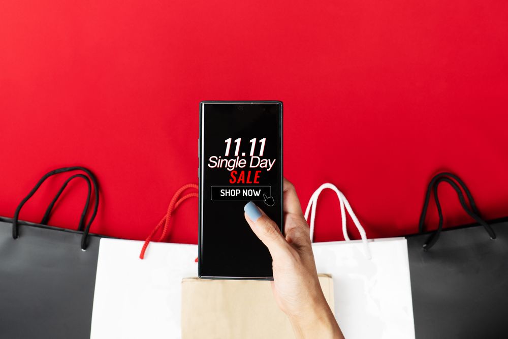 Woman,Hand,Holding,Smartphone,With,Shopping,Bag,,China,11.11,Single
szinglik napja
A szinglik napja ma már nem olyan vonzó, mint régen volt /Fotó: Shutterstock
A szinglik napja ma már nem olyan vonzó, mint régen volt /Fotó: Shutterstock