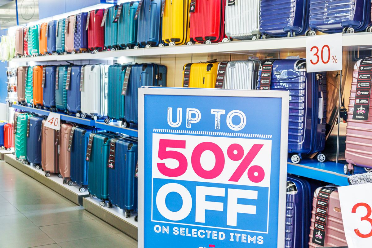 Florida, Orlando Vineland Premium Outlets, luggage display promotion sale 50% off